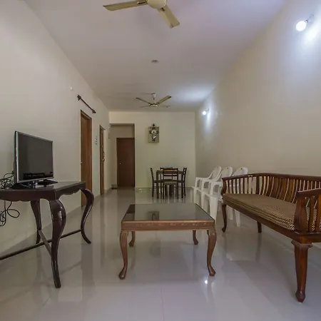 Oyo 11573 Home Breezy 2Bhk Candolim